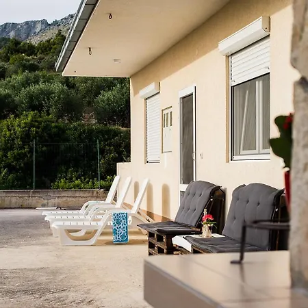 Villa Kuca Za Odmor Boris Podstrana Esterno foto